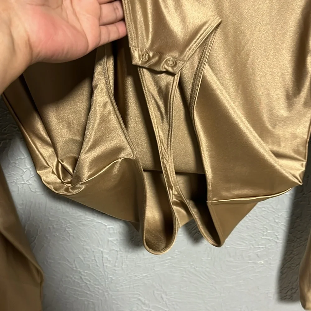 Babaton Aritzia Satinette Gold Long Sleeve Bodysuit Large - Picture 3 of 6
